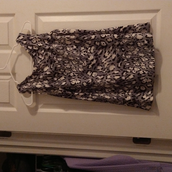 Tank Top - Picture 4 of 4